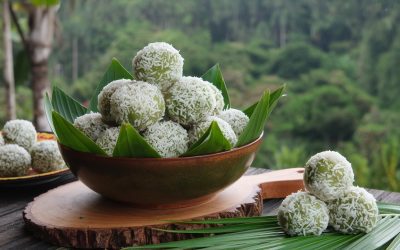 Indonesien: „Klepon“ – Die traditionellen Reisballs mit Palmzuckerfüllung